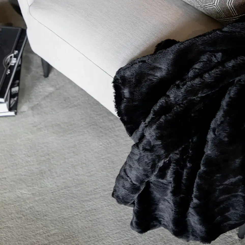 Celine Überwurf 127x150 cm Schwarz