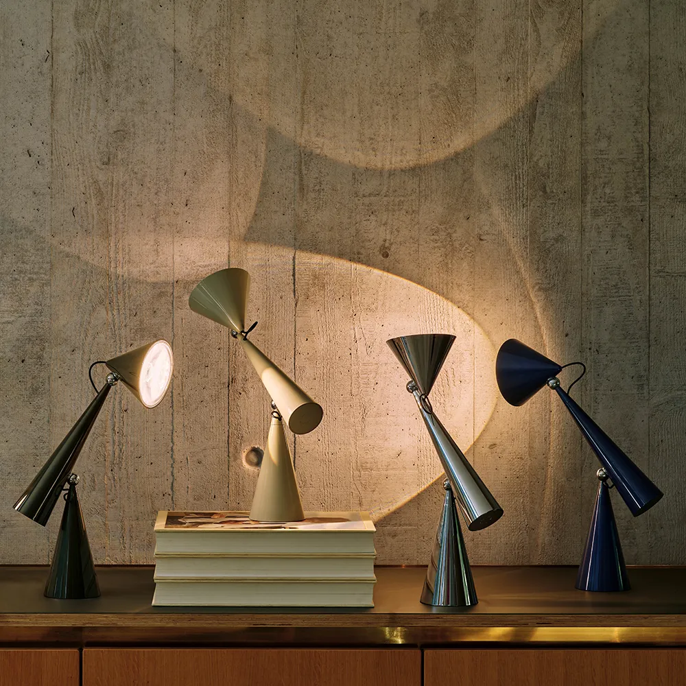 Pose Tischlampe LED Silver