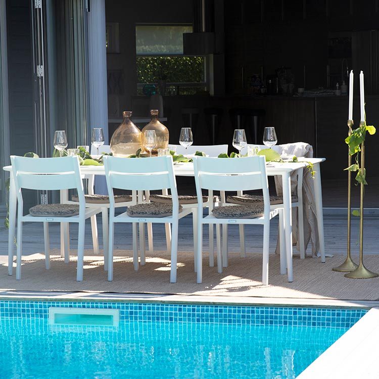 Delia Esszimmerstuhl weiß