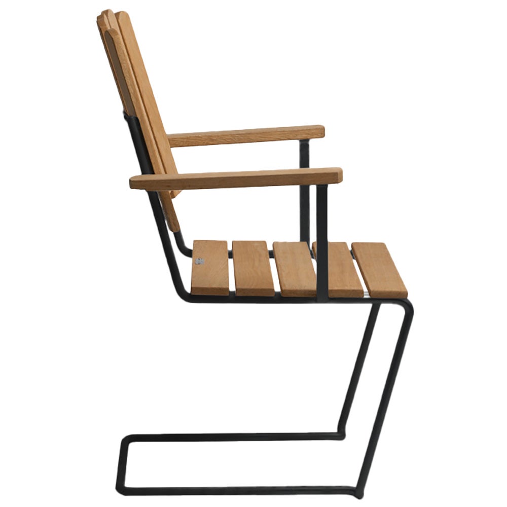 A2 Sessel Eiche geölt / Gestell schwarz