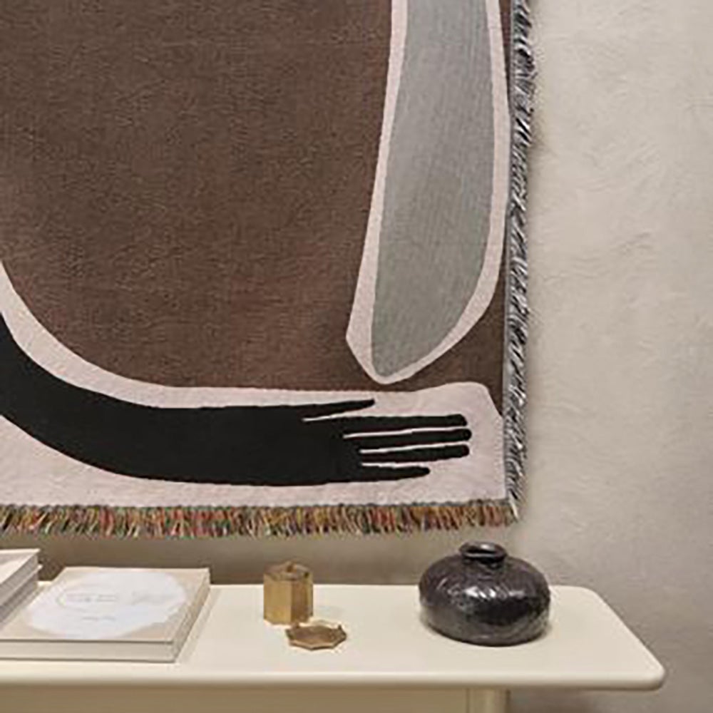 Pose Tapestry Decke Coffee