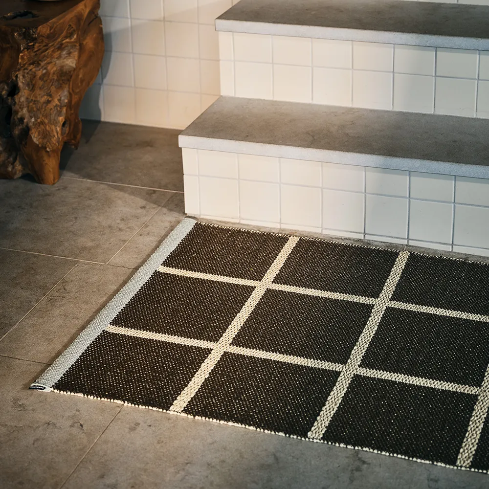 Gewebter Teppich Criss Pop Dark Brown