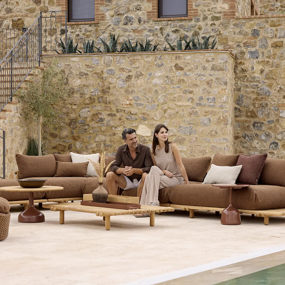 Sticks Sofa mit Chaiselongue Teak/umber brown