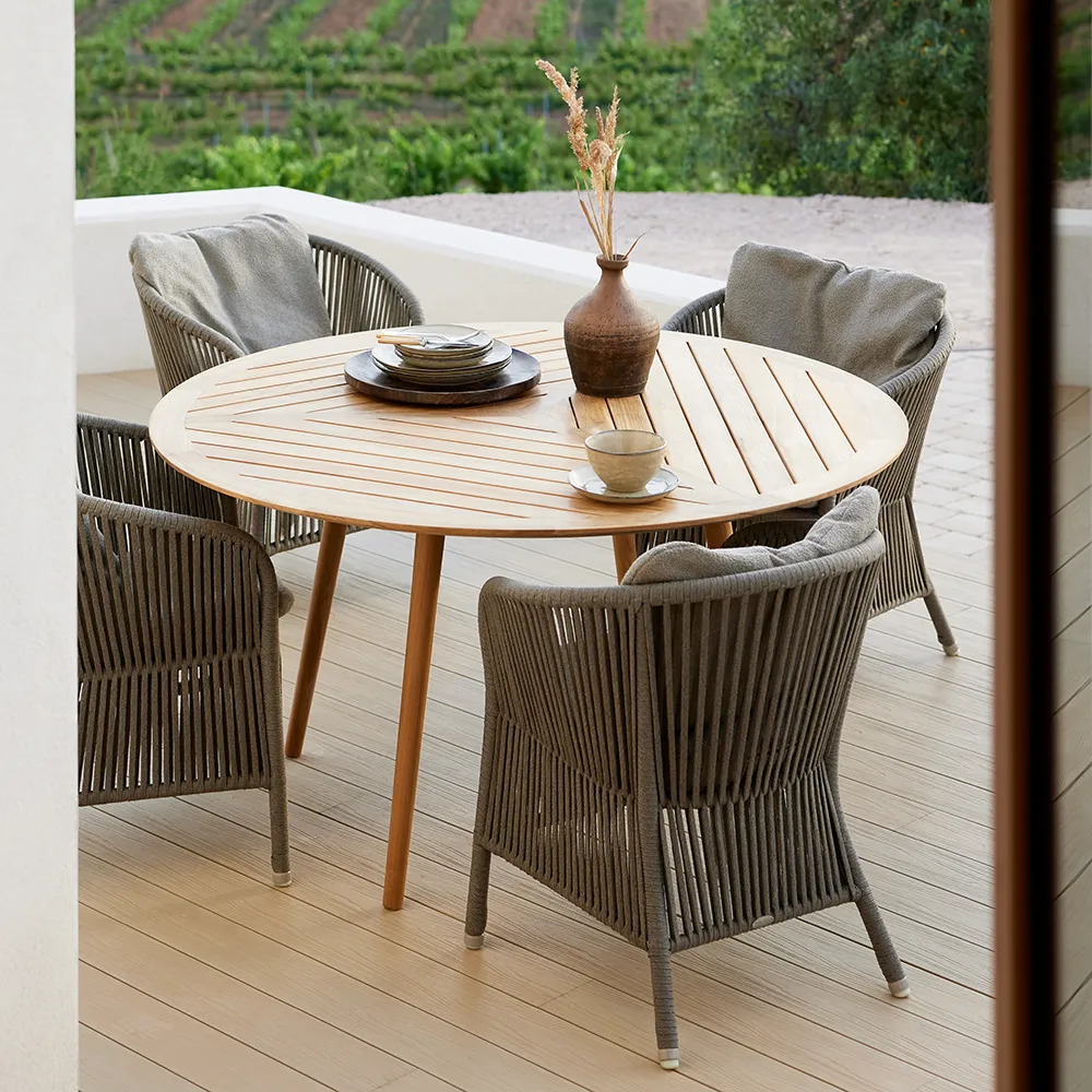 Define Esstisch 144 cm Teak