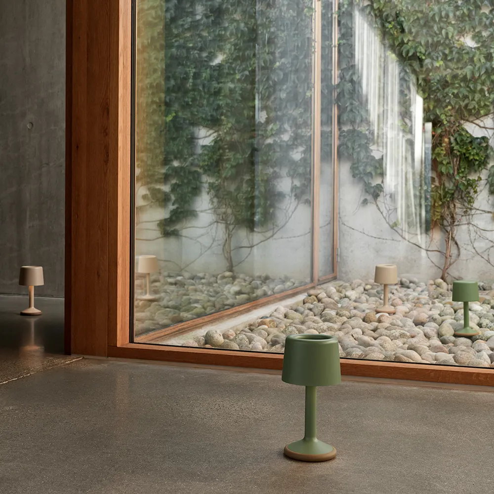 Tragbare Solarzellenlampe Luu Olive green