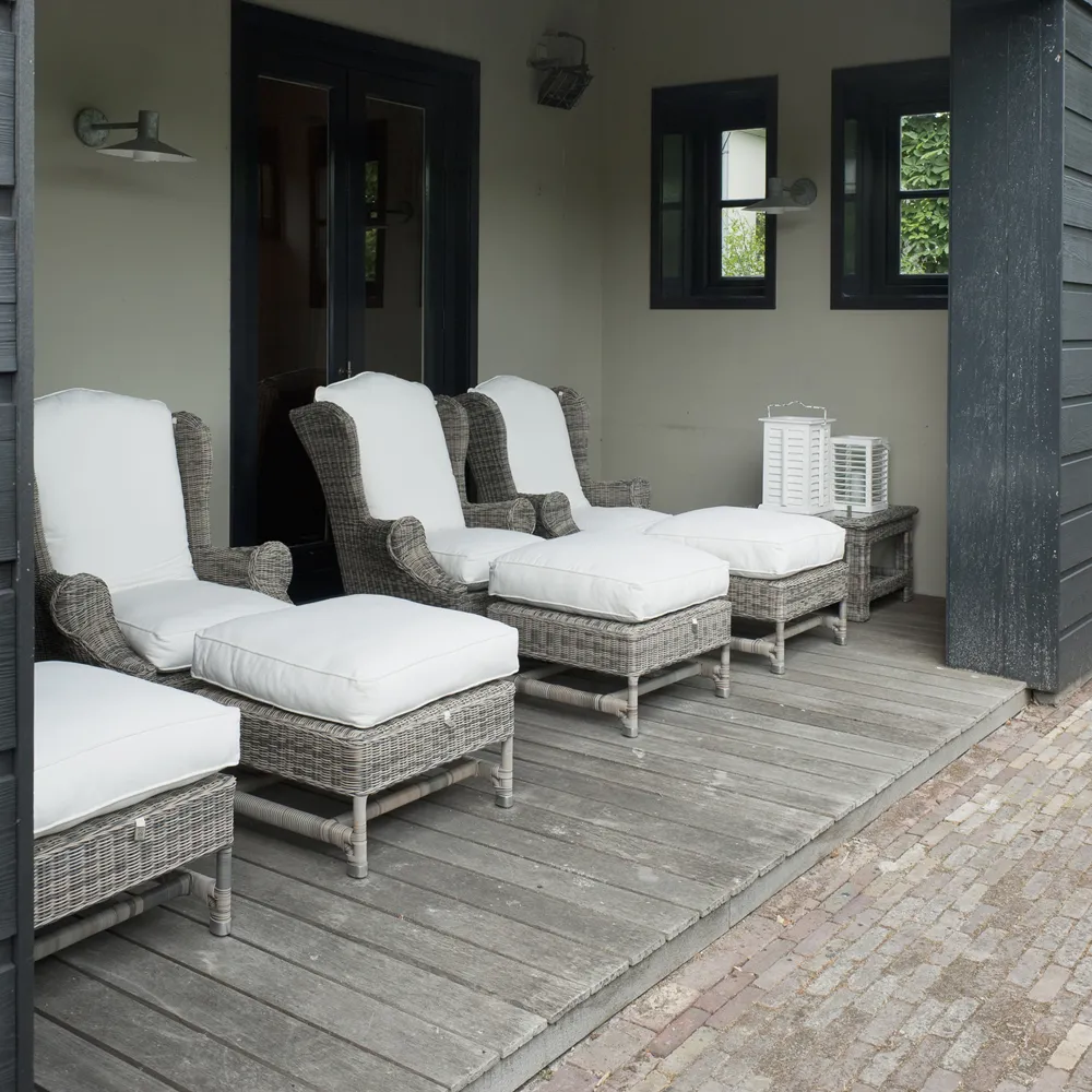 Nicolas Hocker rattanimitat