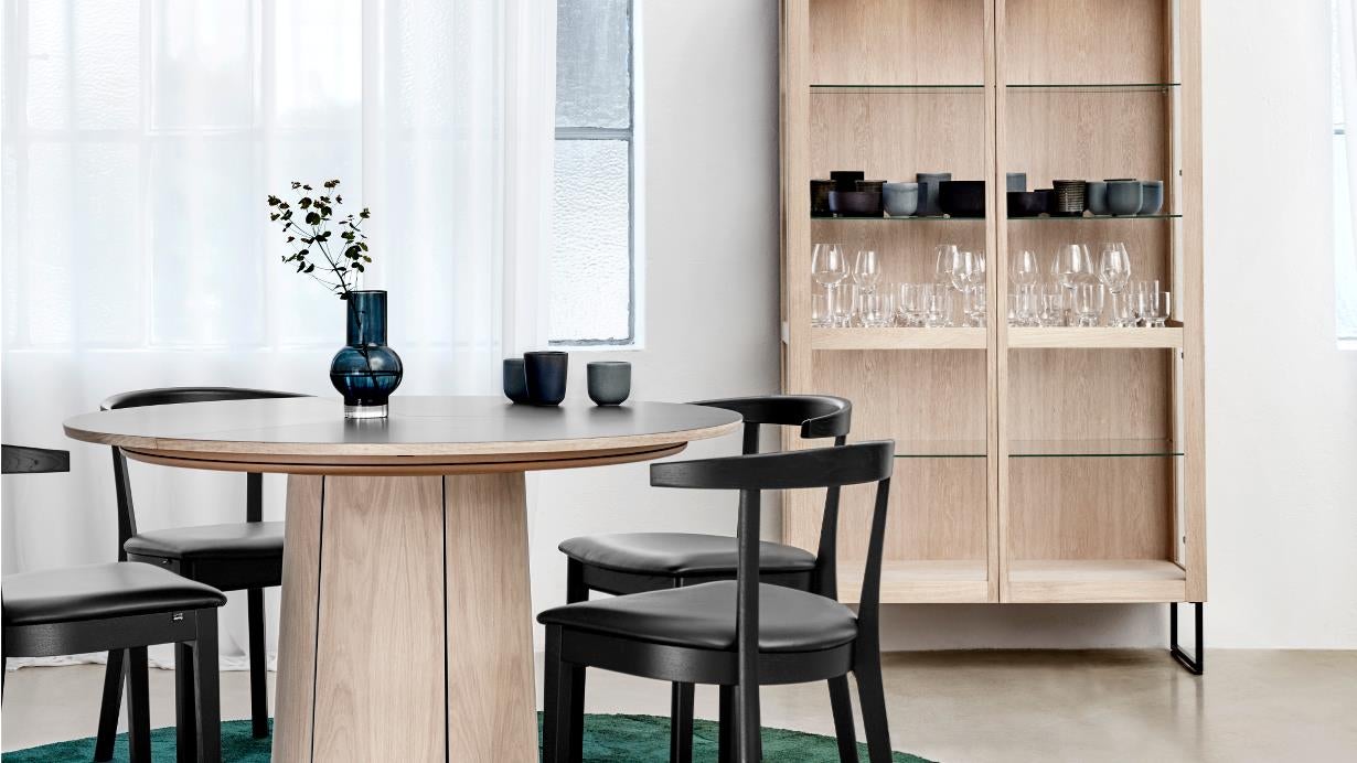 Sm52 Stuhl mit Stoff der Kategorie 1 