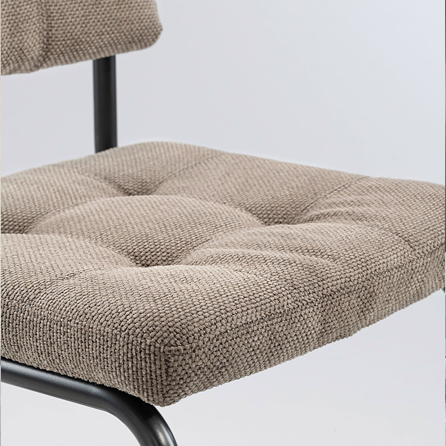 Carlos Esszimmerstuhl Quiet Liver