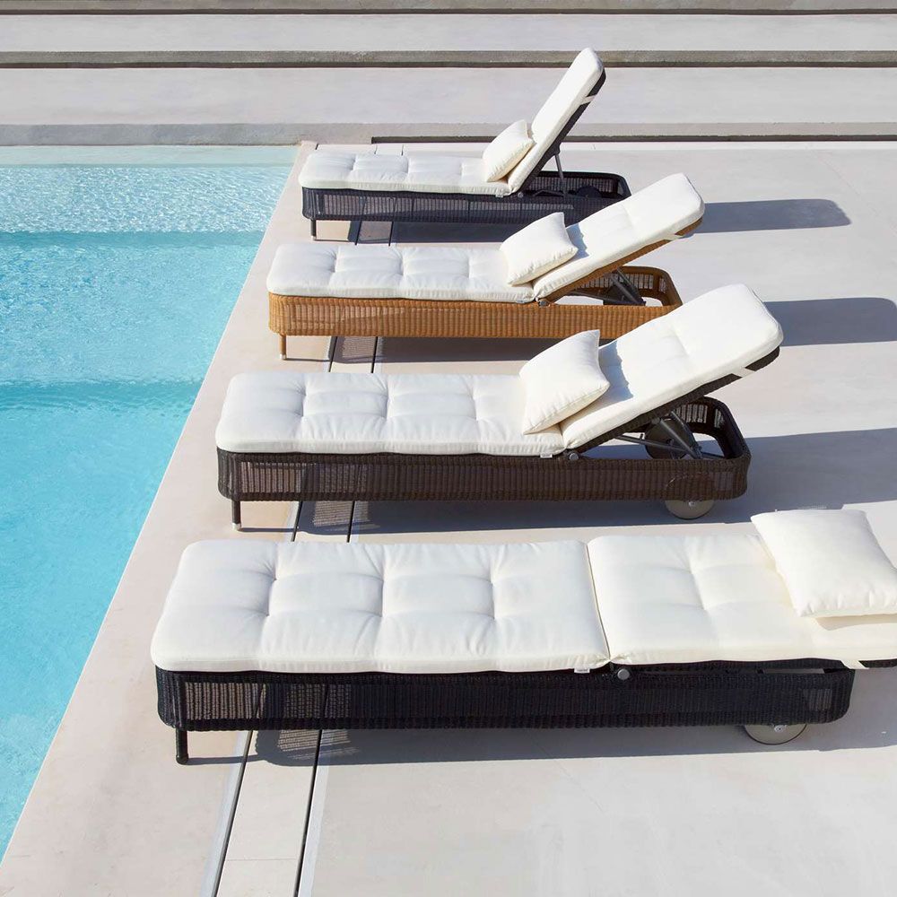 Presley Sonnenliege Taupe Rattan