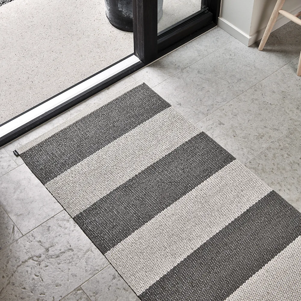 Bob Teppich Charcoal/Linen 140 x 180 cm