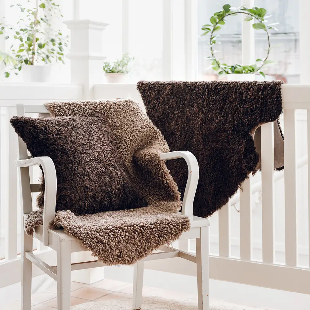 Curly Schafsfell 60x95 cm Dunkelbraun