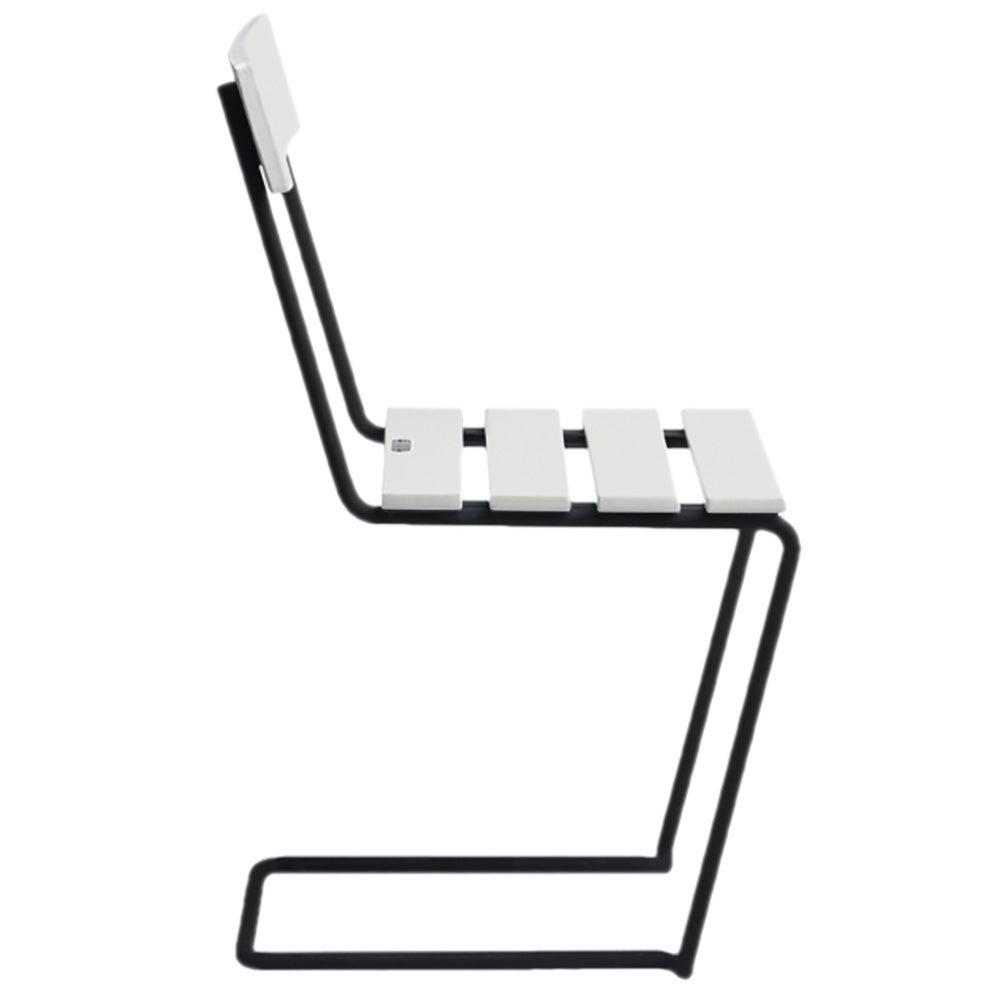 Stuhl 1 Weiß lackierte Eiche / Schwarzes Gestell