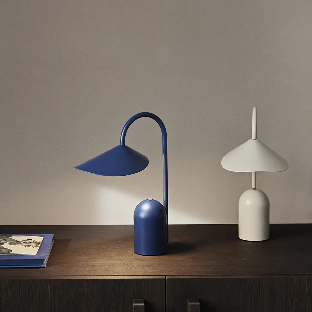 Arum Portable Lampe Bright Blue