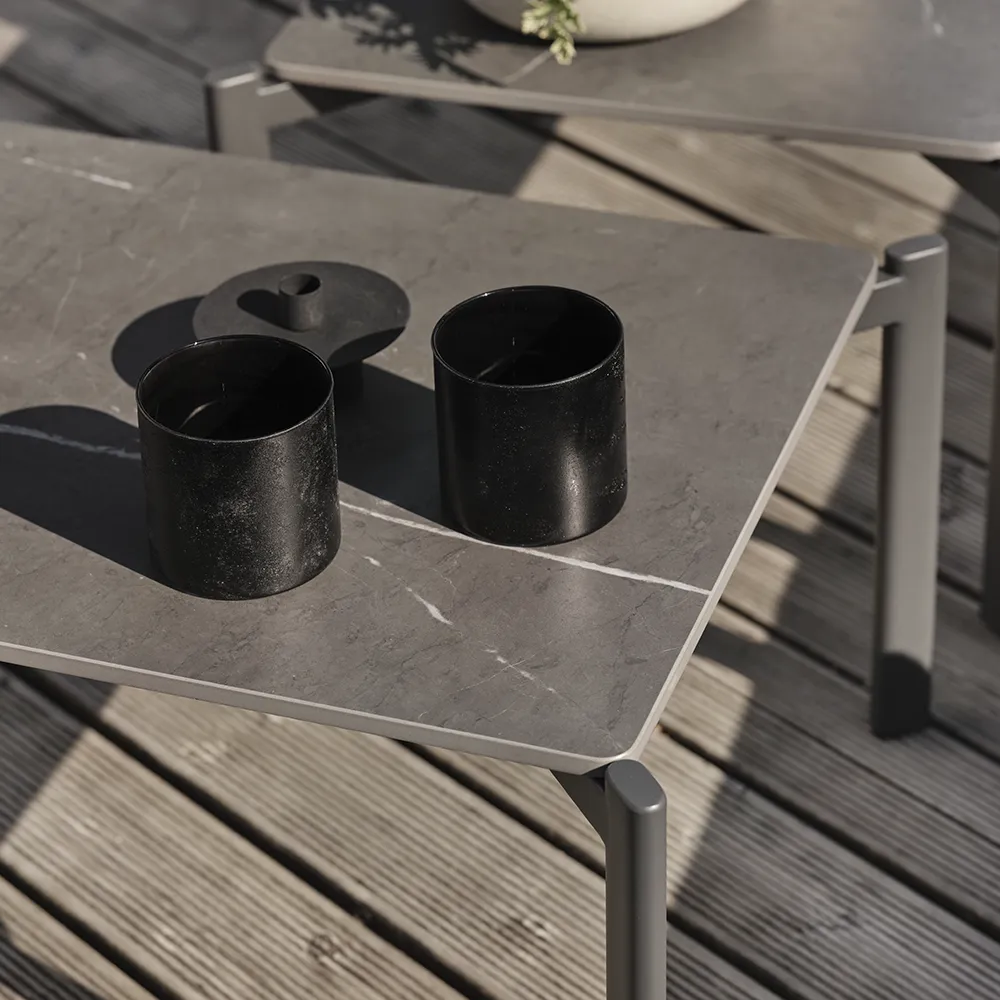 Hallavara Couchtisch 162x112 cm anthrazit