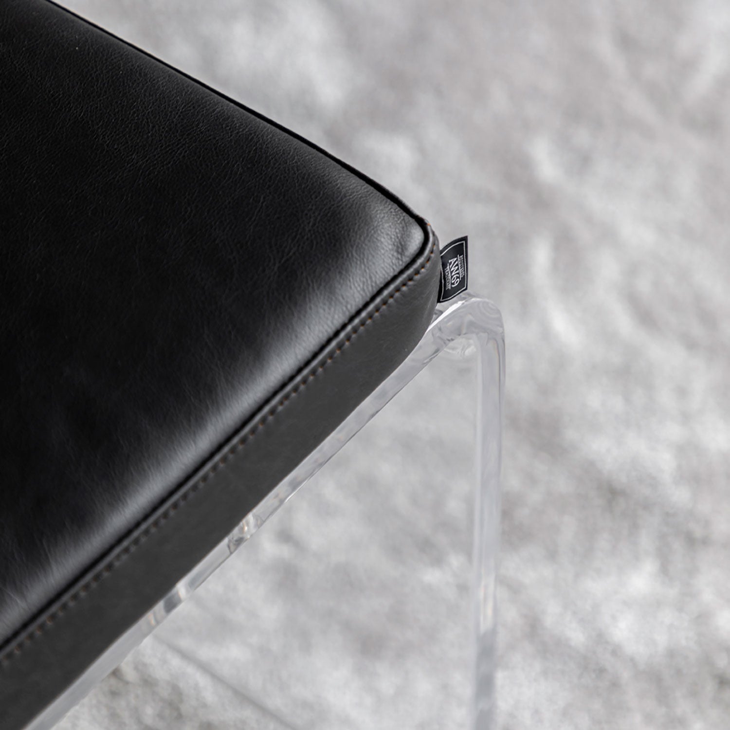 Robby Fußhocker Plexiglas/Berg schwarz