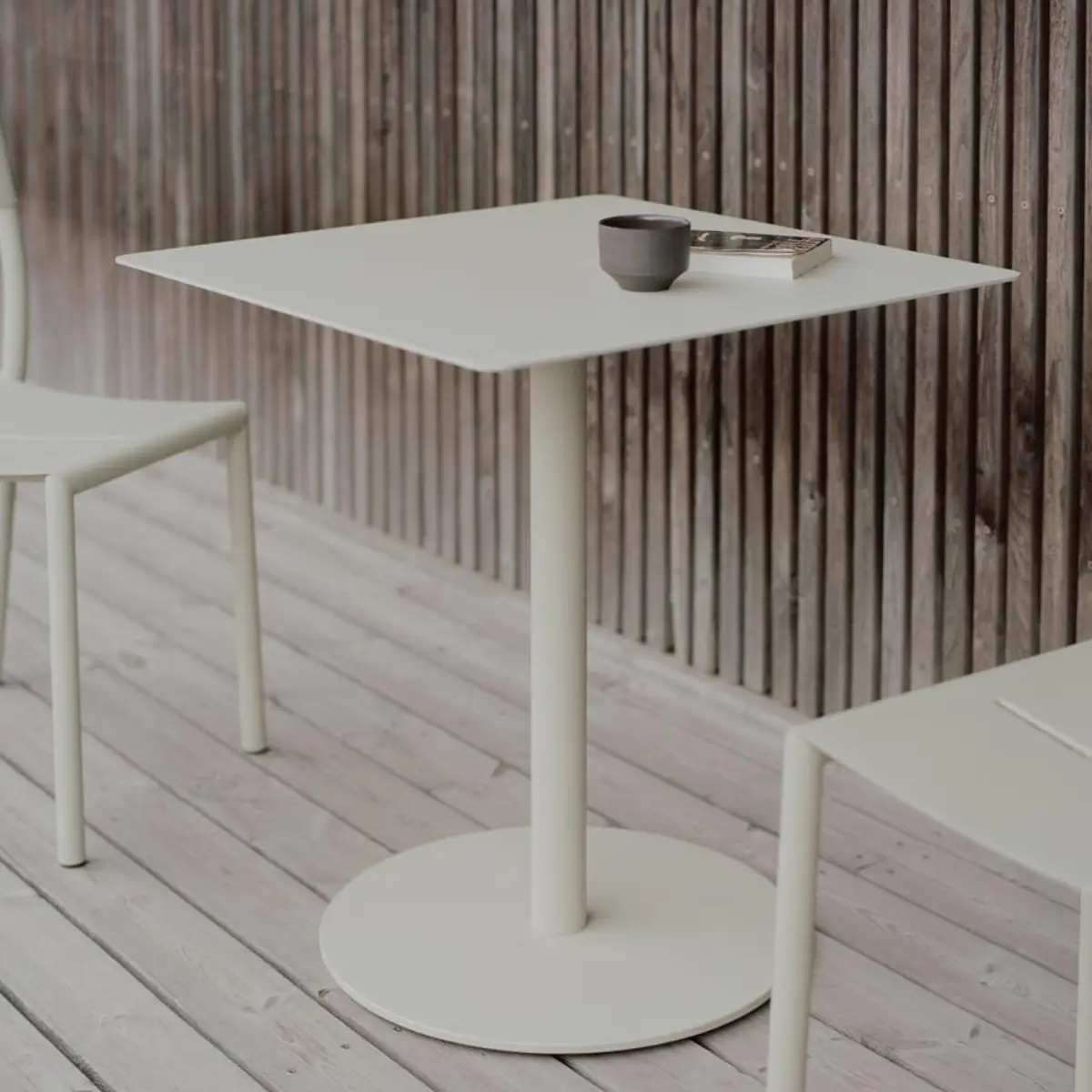 May Bistrotisch 70 x 70 Hellgrau