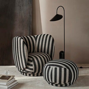 Verstellbare Stehlampe mit Travertinfuß Arum Black