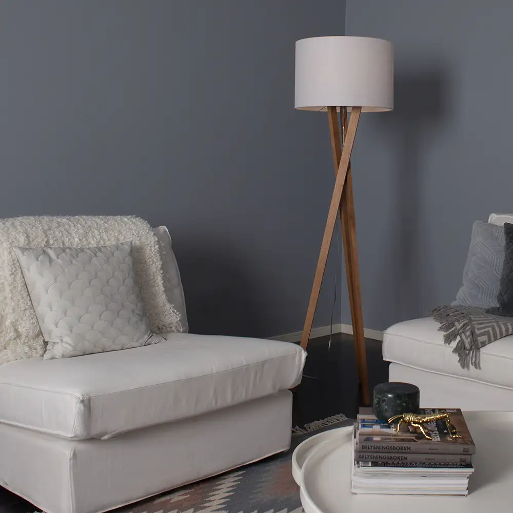 Vega Stehleuchte Eiche