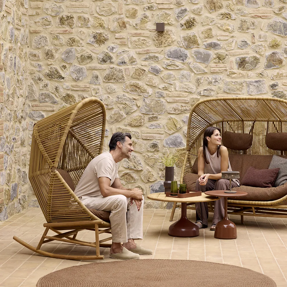 Hive Schaukelstuhl Teakholz Fuß