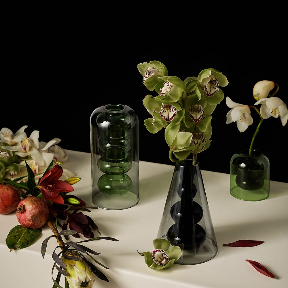  Bump Vase Kegel Schwarz