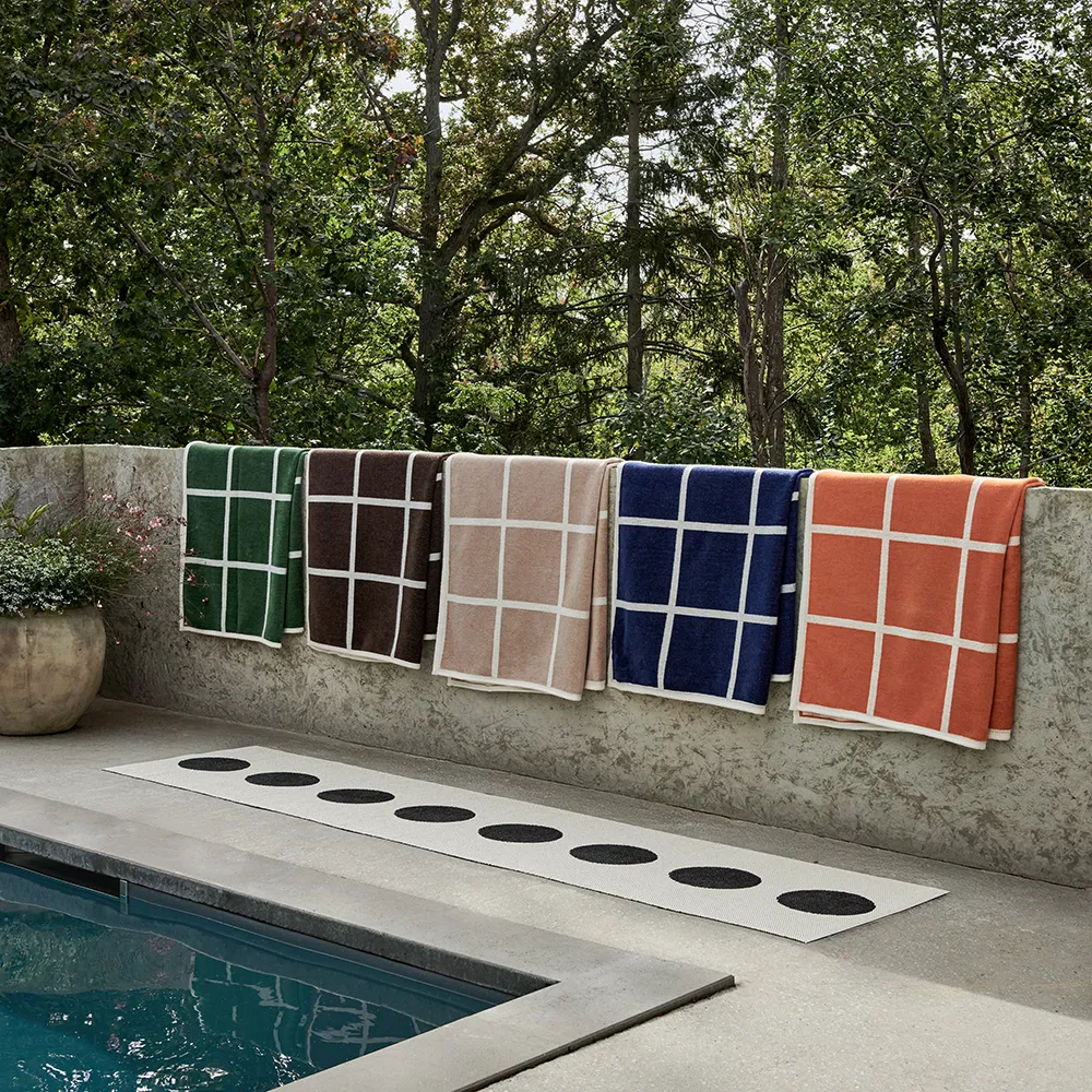 Gewebte Decke aus Lammwolle Criss Dark Brown