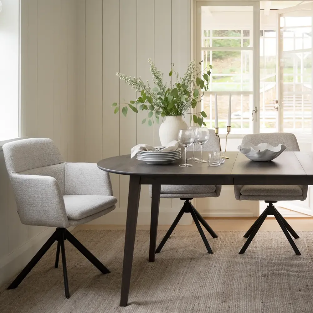 Gladstone Stuhl mit Armlehnen hellbeige