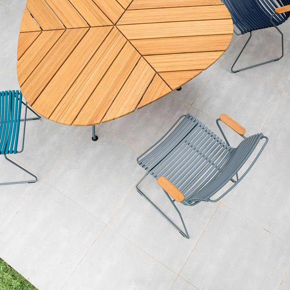 Leaf Esstisch 146x146 cm Aluminium/Bambus