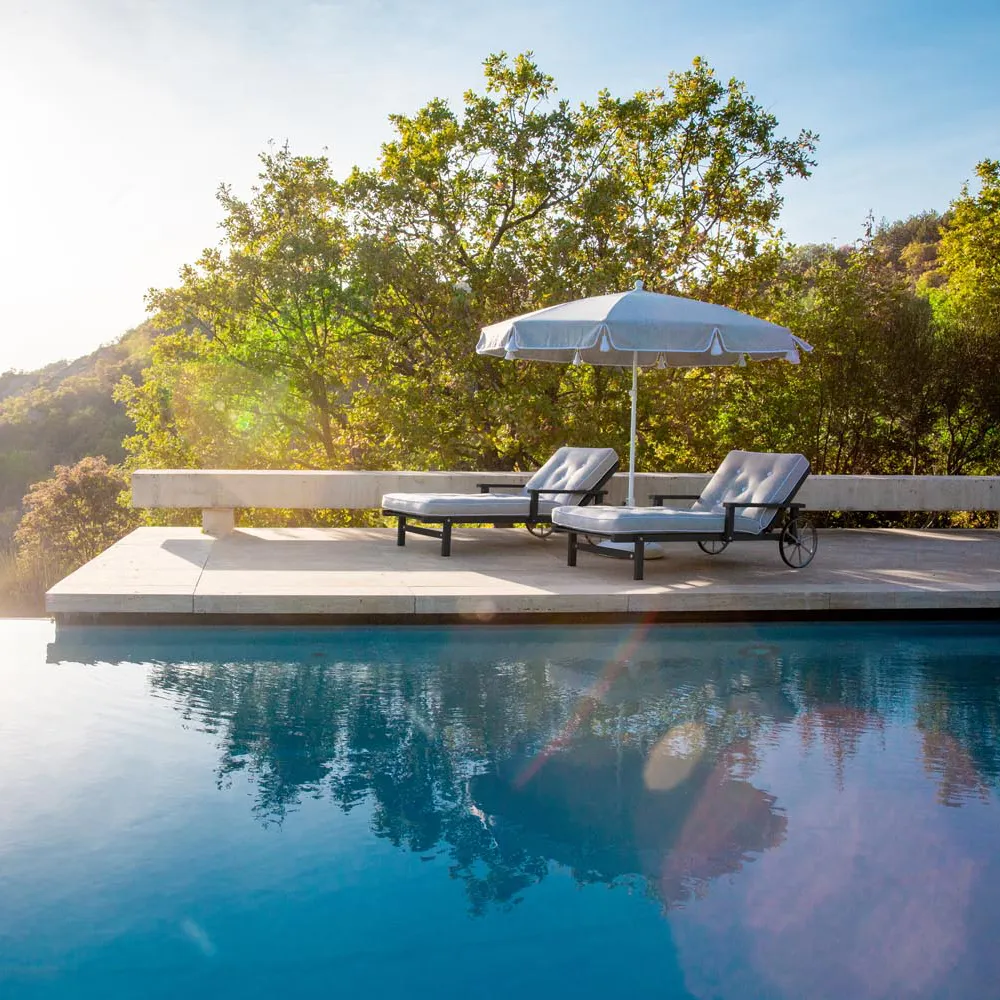 Sonnenliege mit Armlehnen Schwarz Aluminium