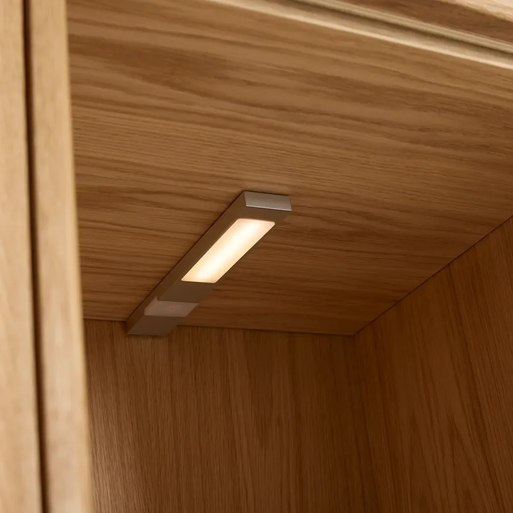 SM546 Hoher Sideboard aus weiß geöltem Eichenholz