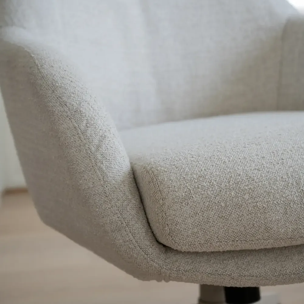 Conroe Drehsessel hellbeige