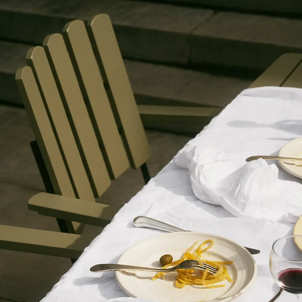 A2 Sessel Grün lackierte Eiche / Schwarzes Gestell