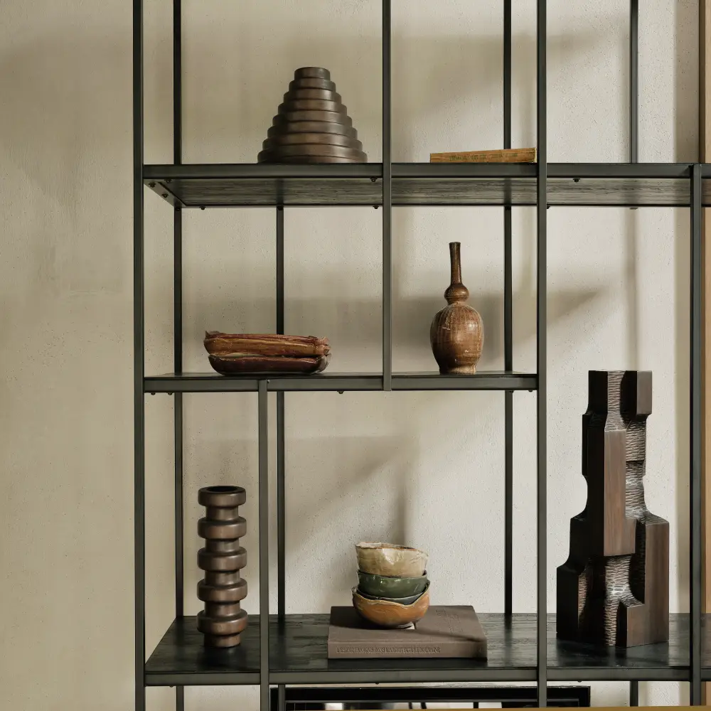  Babylon Skulptur aus lackiertem Mahagoni