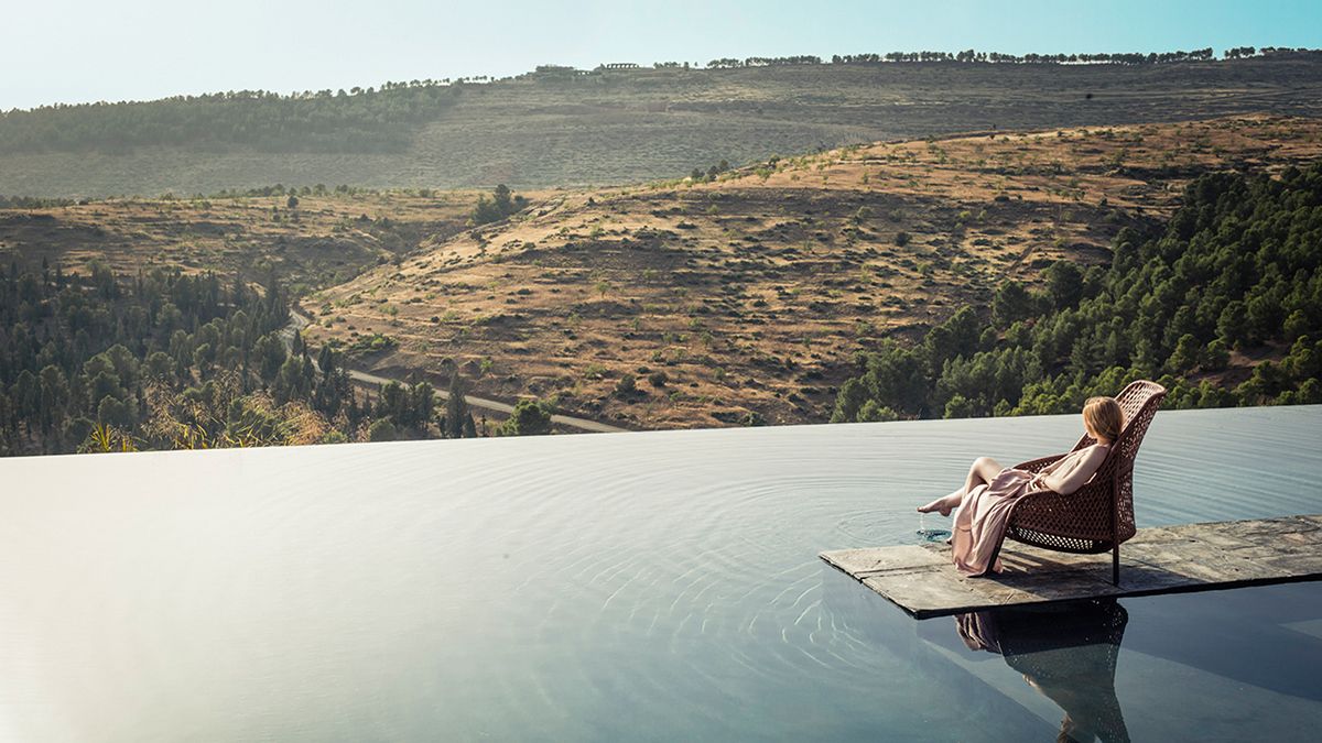 Ahnda Sofa weiß quarz 