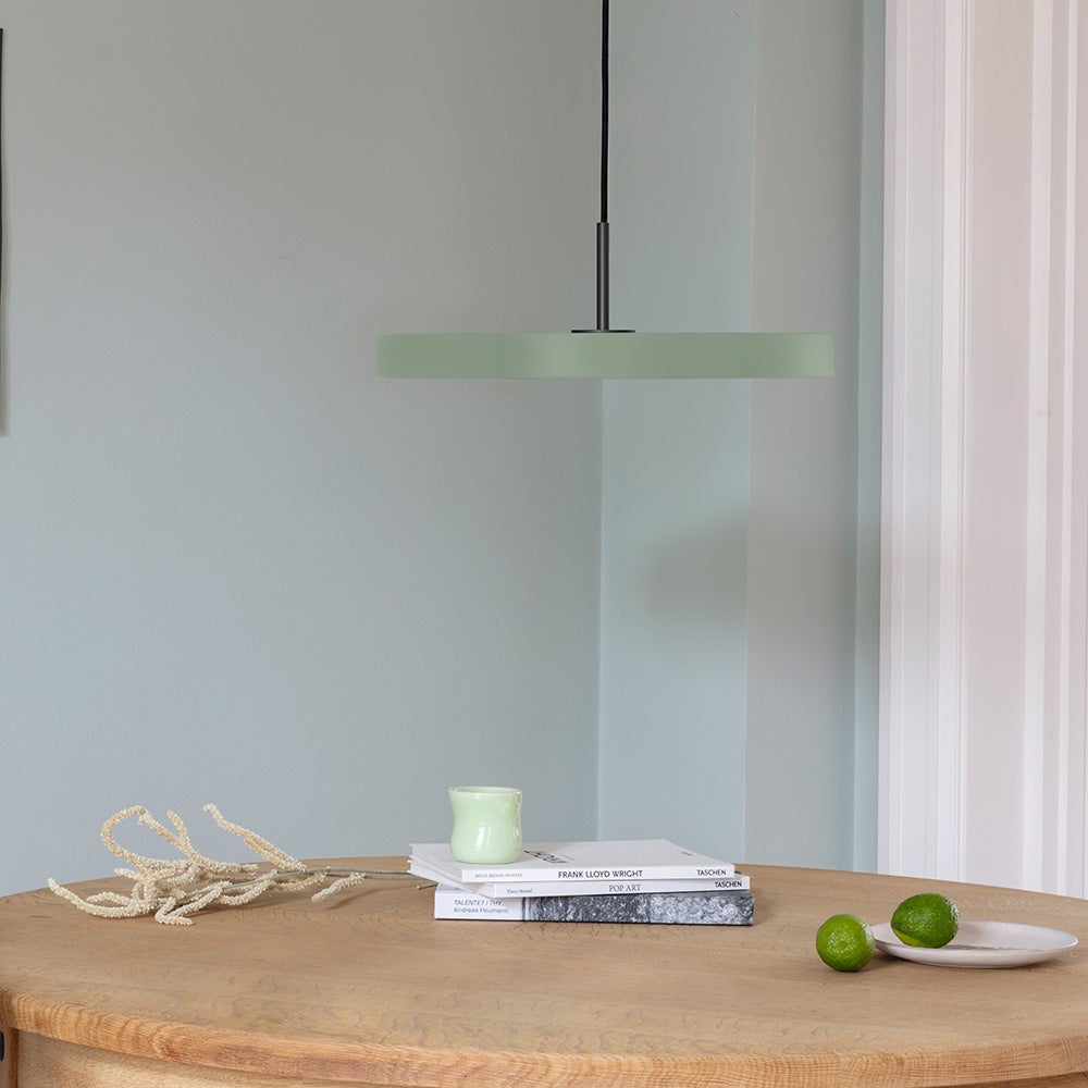 Asteria Medium Deckenleuchte Ø43 cm Nuance Olive/Schwarz