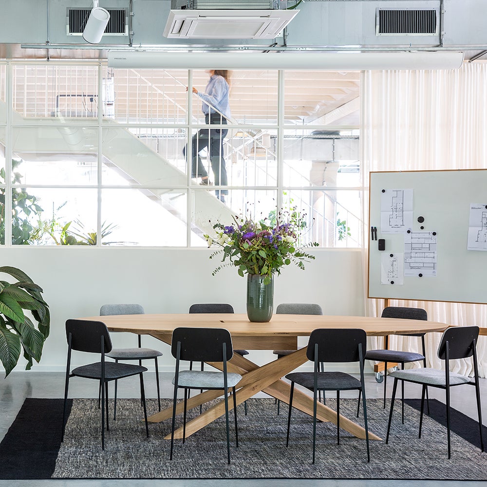 Mikado Konferenztisch