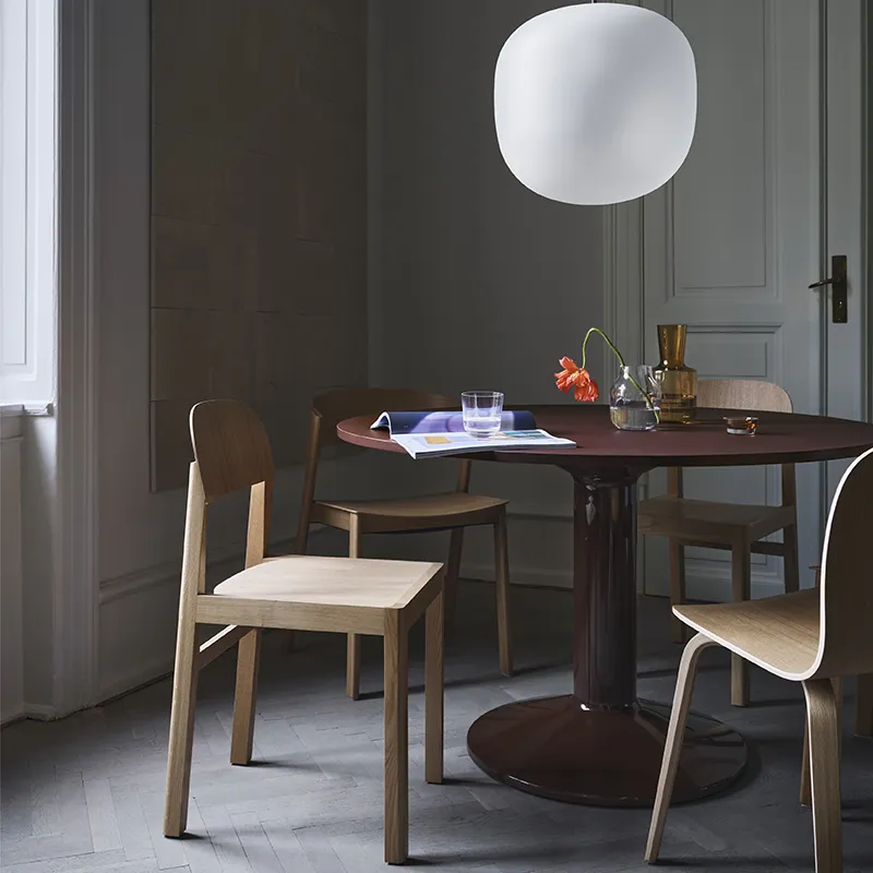 Midst Esstisch 120 cm - Dark Red Linoleum Dark Red