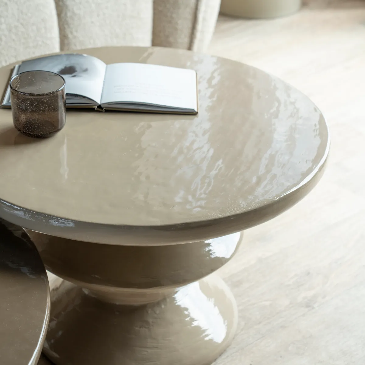 Circolo small Couchtisch 60x60x38 cm Eisen taupe