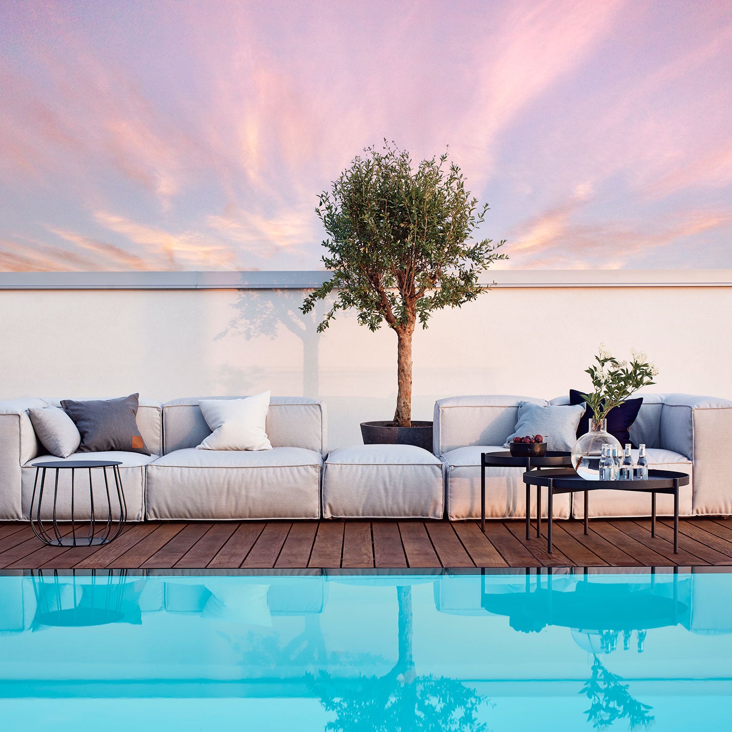 Asker Fußhocker Beige