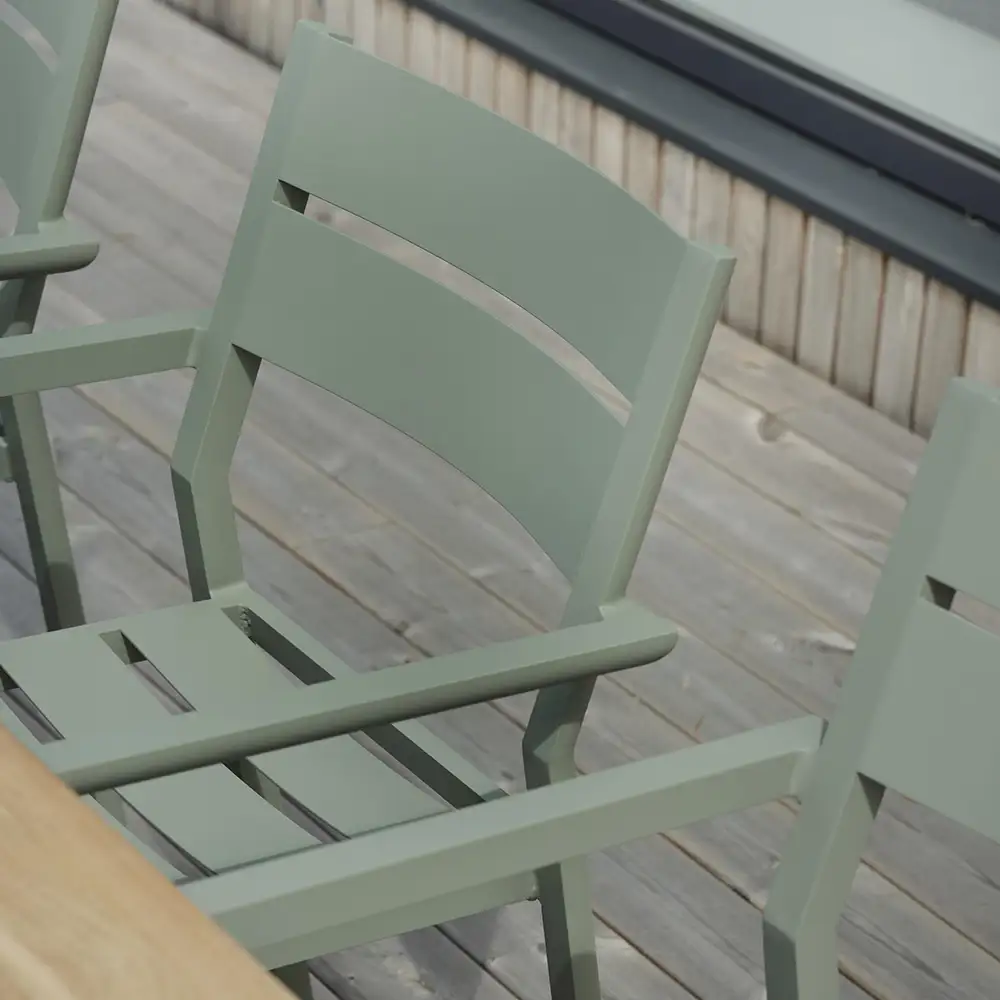 Delia Sessel staubig grün 