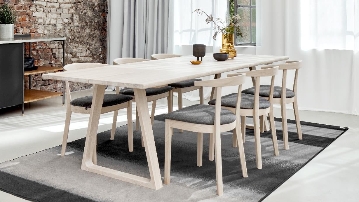 Sm52 Stuhl mit Stoff der Kategorie 2 