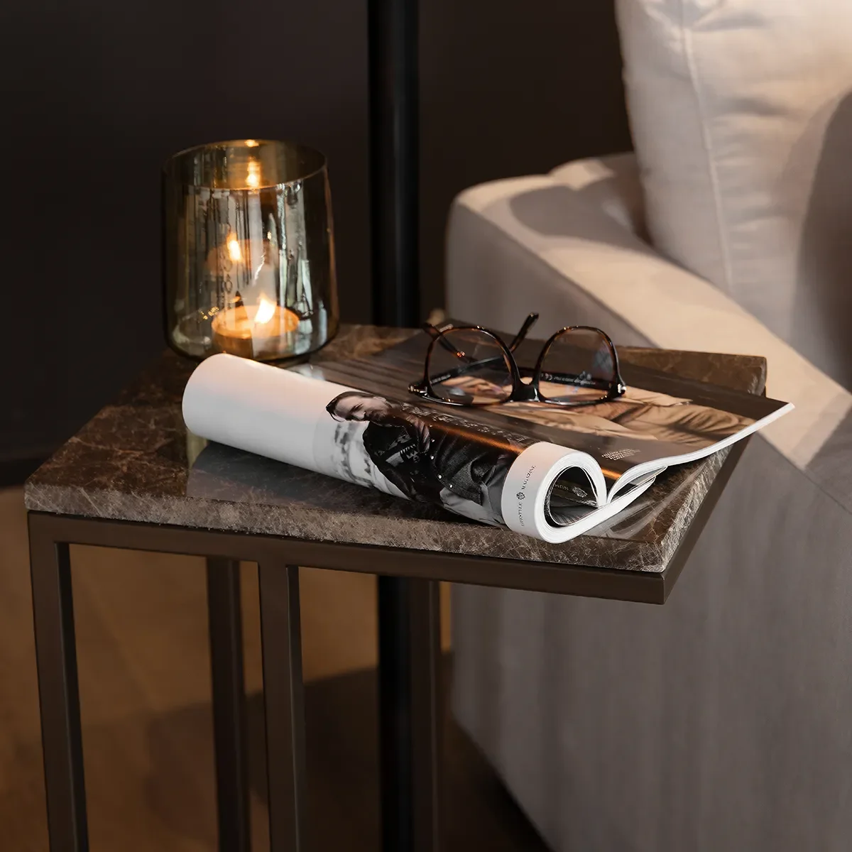 Beistelltisch aus Marmor Taro Slim Ash Brown