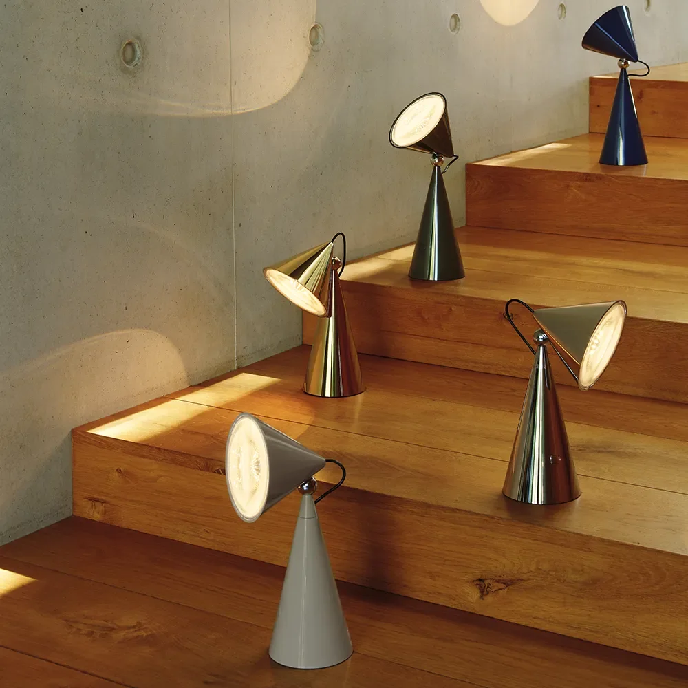 Pose Portable Kelp LED