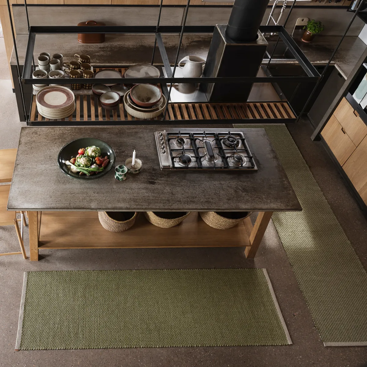 Waschbarer Kunststoffteppich NILS Dark Olive 70x240 cm