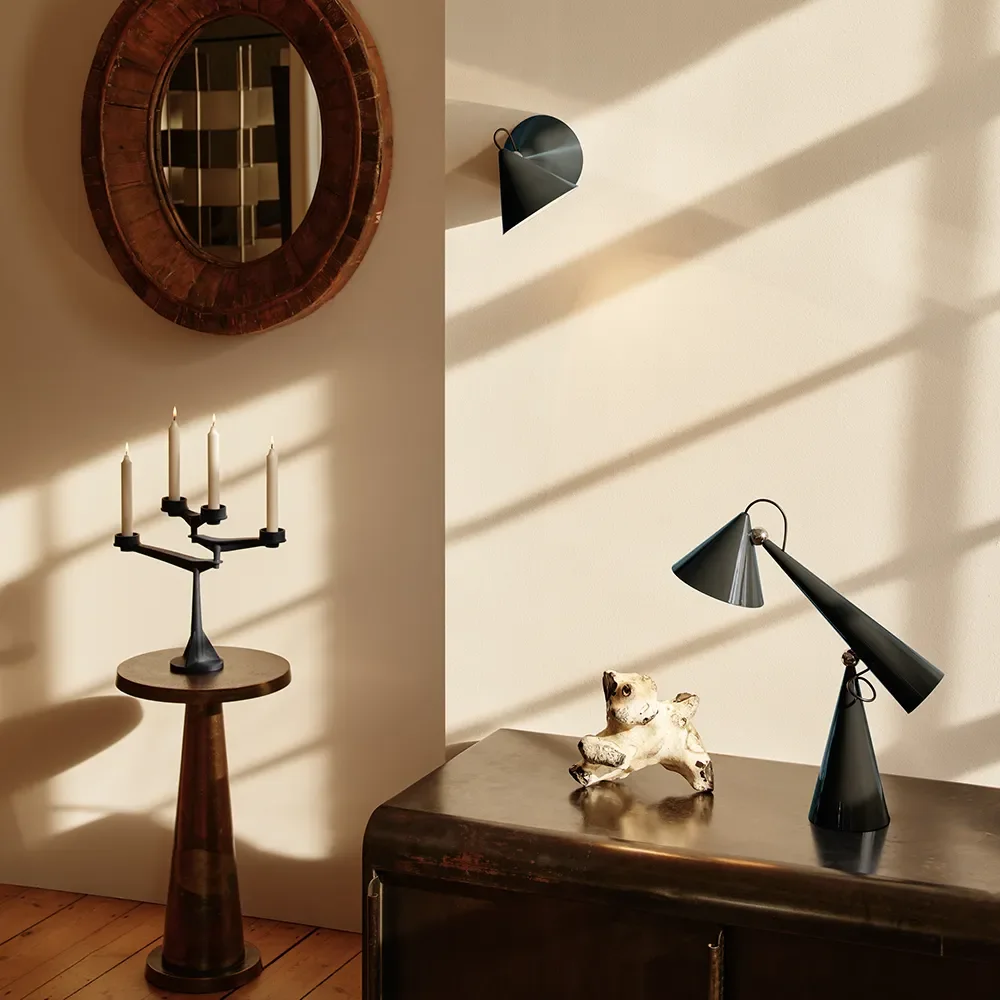 Pose Tischlampe LED Kelp