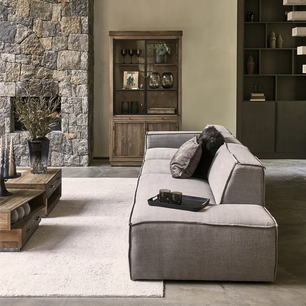 Clearwater Creek Vitrine