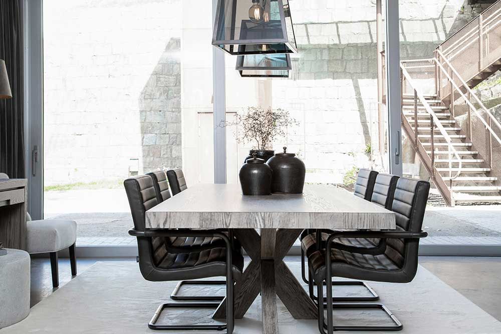 Sabina Sessel Schwarz