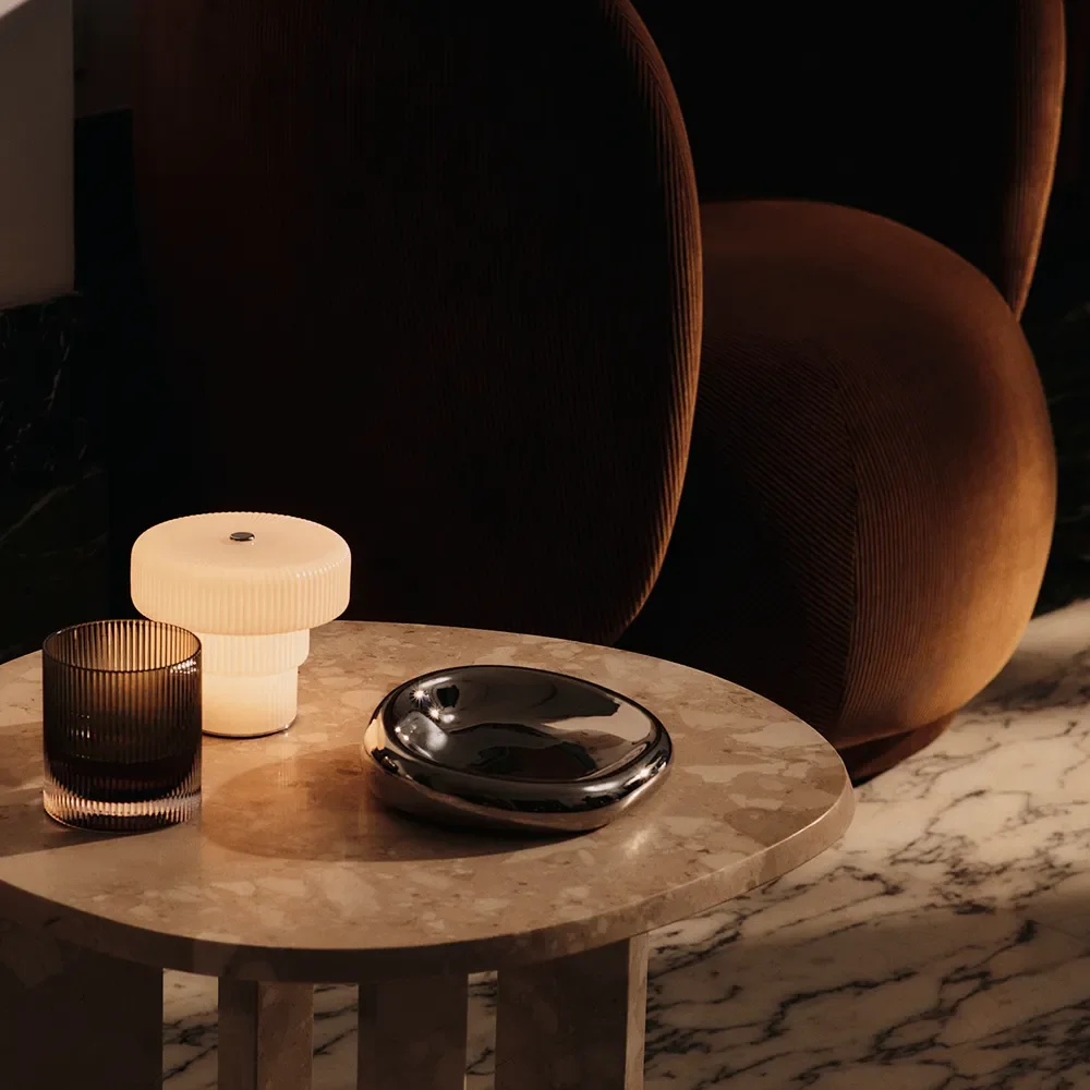 Mundgeblasene Tragbare Dimmbare LED-Tischlampe Ripple