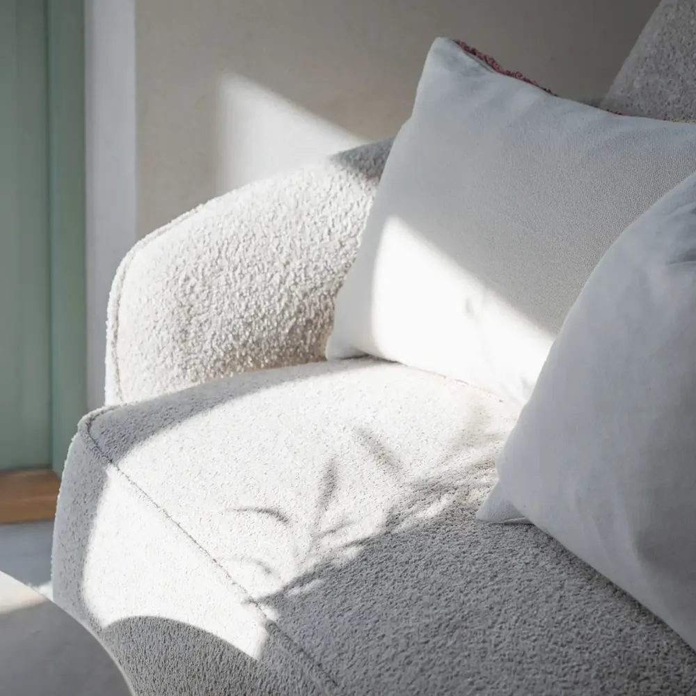 Norris Sofa 3-Sitzer mit Chaiselongue rechts Stoff Anna hellbeige