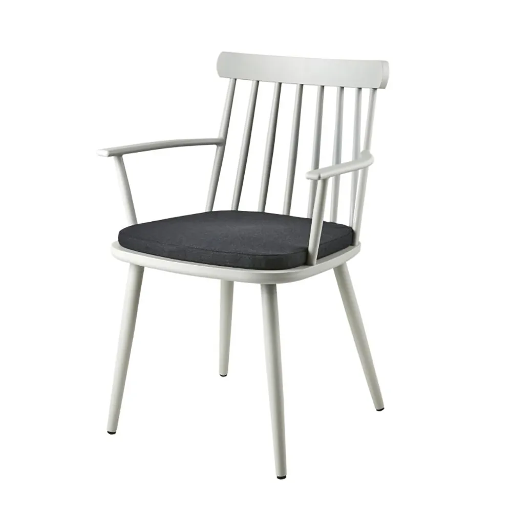 WINSOR Stuhl mit Armlehnen – Hellgrau/Rabe