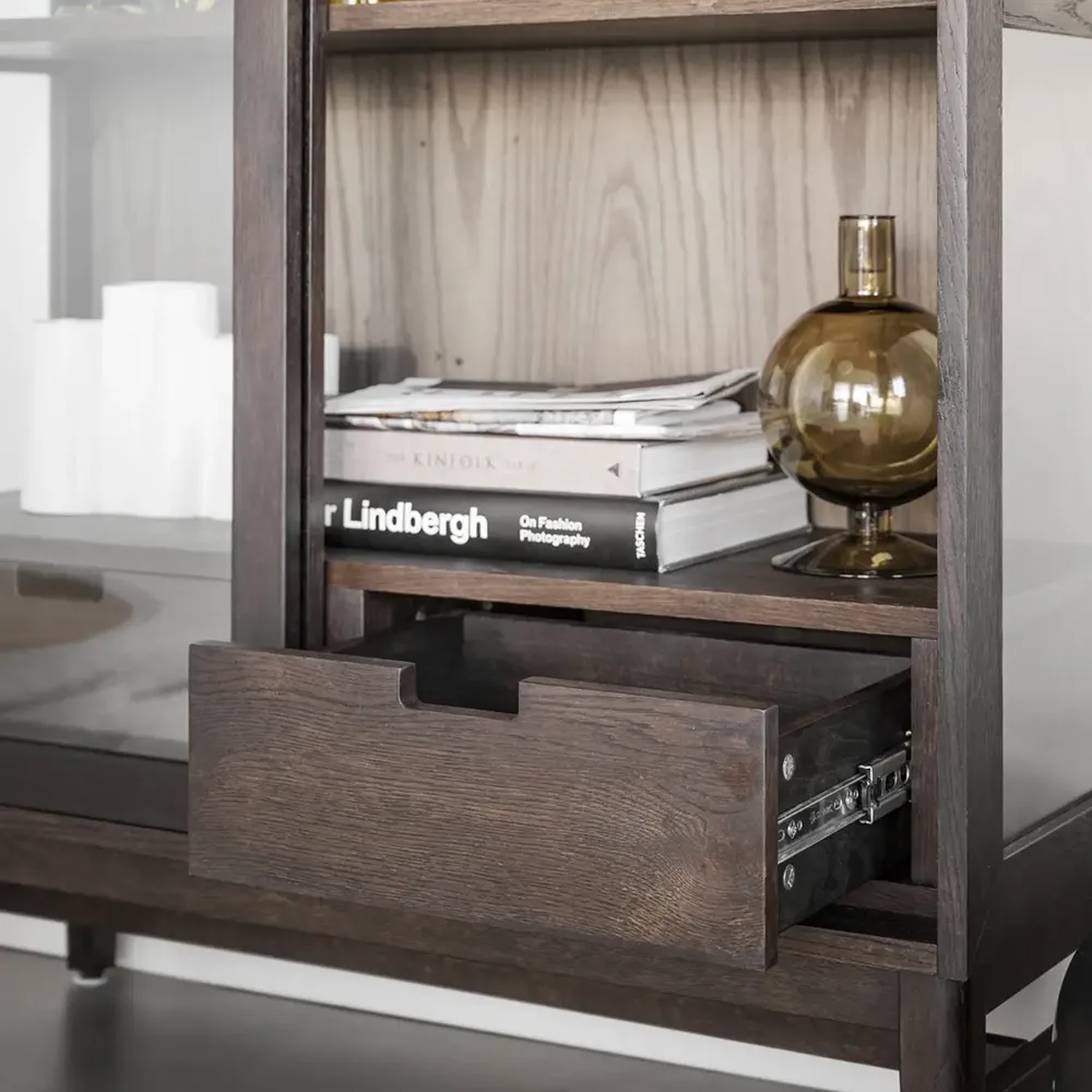 Hazelton Vitrine braun geöltes Eiche